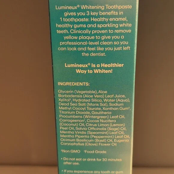 NWT Lumineux Teeth Whitening Toothpaste Peroxide Free, Enamel Safe 3.75 Oz - Picture 4 of 4